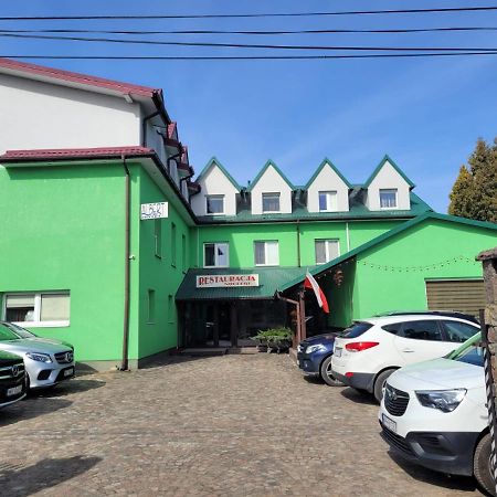 Albert Turystyczne Uslugi Hotelarskie Warschau Exterior foto