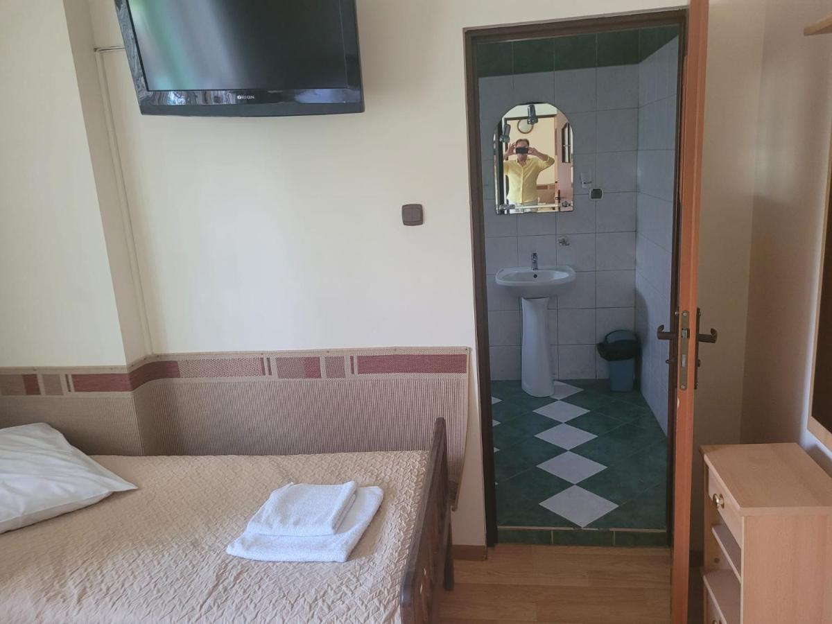 Albert Turystyczne Uslugi Hotelarskie Warschau Zimmer foto
